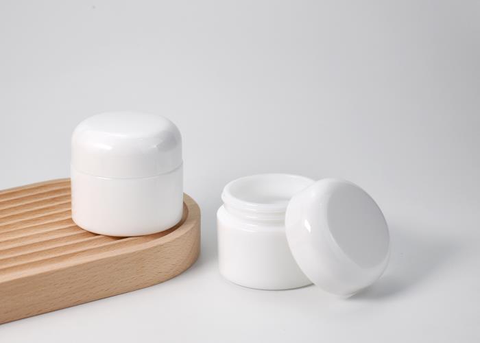 JG-AD50S, 50ml Eco-Friendly Medium Opal Glass Jar With Dome Lid